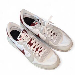 Nike sneakers 11.5 White and Burgundy Athletic Shoes